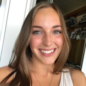 Meet your Posher, Natalie